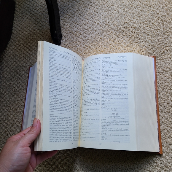 Book - William Shakespeare - Picture 3 of 6